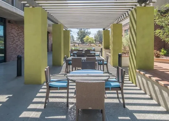 Apartment Luxurious 3bd - Gym, W-d, Parking - Sleeps 8 Tempe